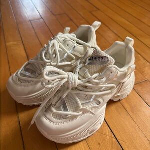 Kids Cream Sneakers